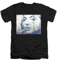 Silver Screen Angelina Jolie Smoking - Men's V-Neck T-Shirt