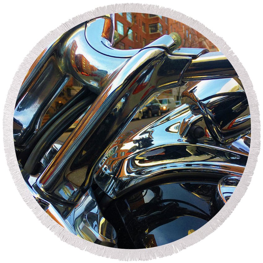 Photo Cold Chrome New York - Round Beach Towel