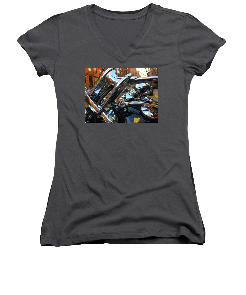 Photo Cold Chrome New York - Women's V-Neck (Athletic Fit)