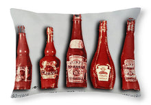 Heinz Tomato Ketchup Vintage, Evolution To 1910 - Throw Pillow