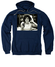 Jacky Kennedy Takes A Selfie Small Version - Sweatshirt