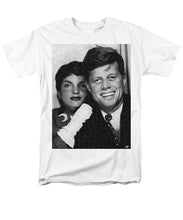 John F Kennedy And Jackie - Men's T-Shirt  (Regular Fit) Men's T-Shirt (Regular Fit) Pixels White Small 