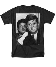 John F Kennedy And Jackie - Men's T-Shirt  (Regular Fit) Men's T-Shirt (Regular Fit) Pixels Black Small 