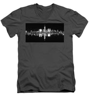 Manhattan 2 - Men's V-Neck T-Shirt