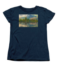 Manhattan Autumn - Women's T-Shirt (Standard Fit)