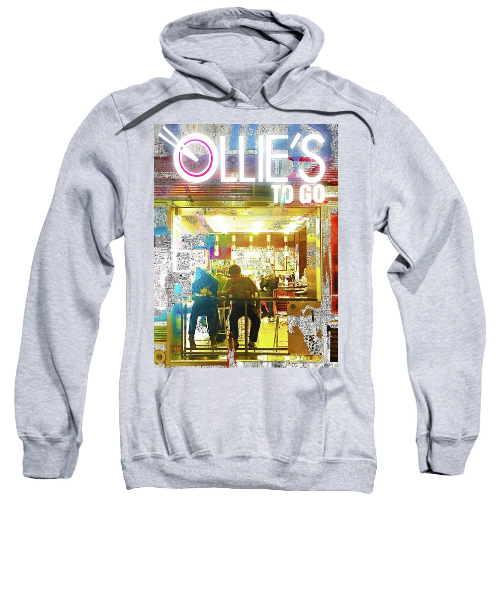 Ollie's - Sweatshirt