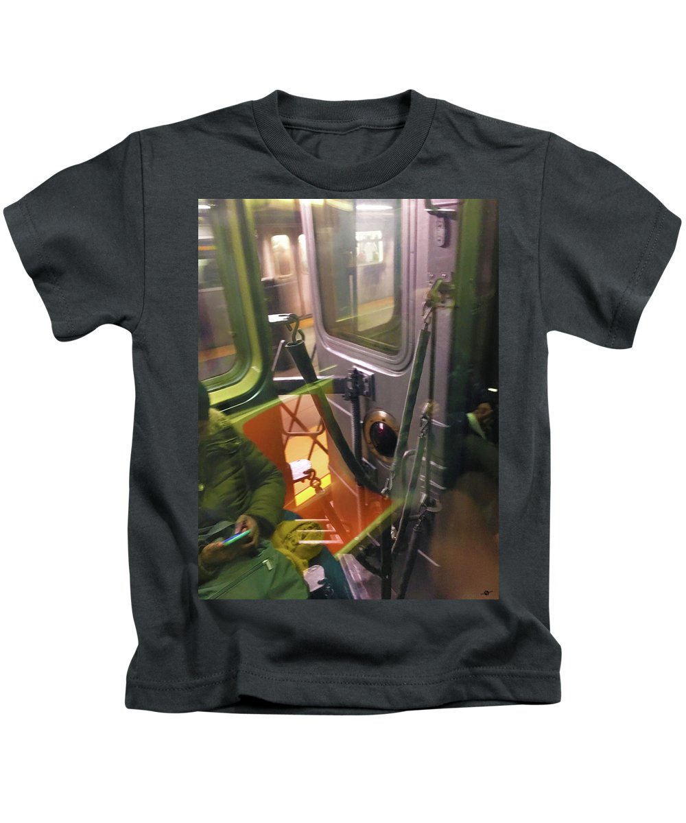 Photo On The New York City Subway - Kids T-Shirt