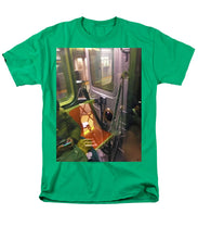Photo On The New York City Subway - Men's T-Shirt  (Regular Fit)