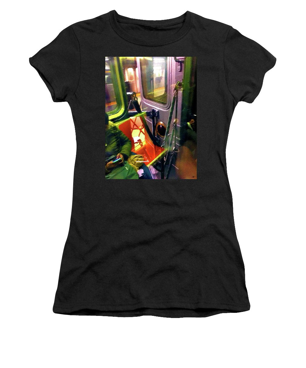 Painting On The New York City Subway - Women's T-Shirt (Athletic Fit)