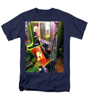 Painting On The New York City Subway - Men's T-Shirt  (Regular Fit)