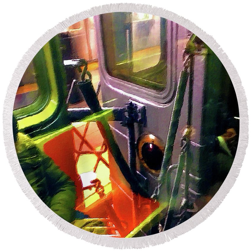Painting On The New York City Subway - Round Beach Towel