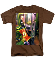 Painting On The New York City Subway - Men's T-Shirt  (Regular Fit)