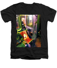 Painting On The New York City Subway - Men's V-Neck T-Shirt