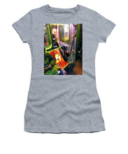 Painting On The New York City Subway - Women's T-Shirt (Athletic Fit)
