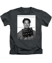 Robert Downey Jr Mug Shot 1999 Black And White - Kids T-Shirt