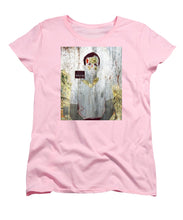 Silver And Gold Lee Harvey Oswald Mug Shot Nov 22 1963 Vertical Color  - Women's T-Shirt (Standard Fit)