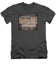 Tableau Periodiques Periodic Table Of The Elements Vintage Chart Sepia - Men's V-Neck T-Shirt