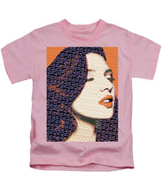 Vain Portrait Of A Woman 2 - Kids T-Shirt Kids T-Shirt Pixels Pink Small 